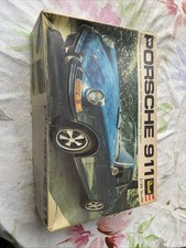 Paya Sedan Blechspielzeug