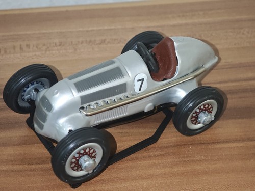 Schuco studio 1050 mercedes - schuco,